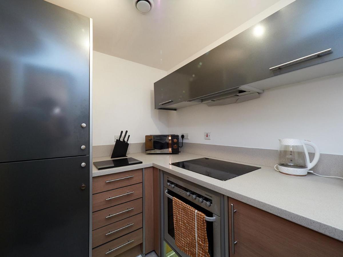Emerald Suite - Two Story Duplex Apartment - Balcony - Contractors - Family - City Centre - Broadway Plaza - Five Ways - Sleeps 6 Birmingham Exteriör bild