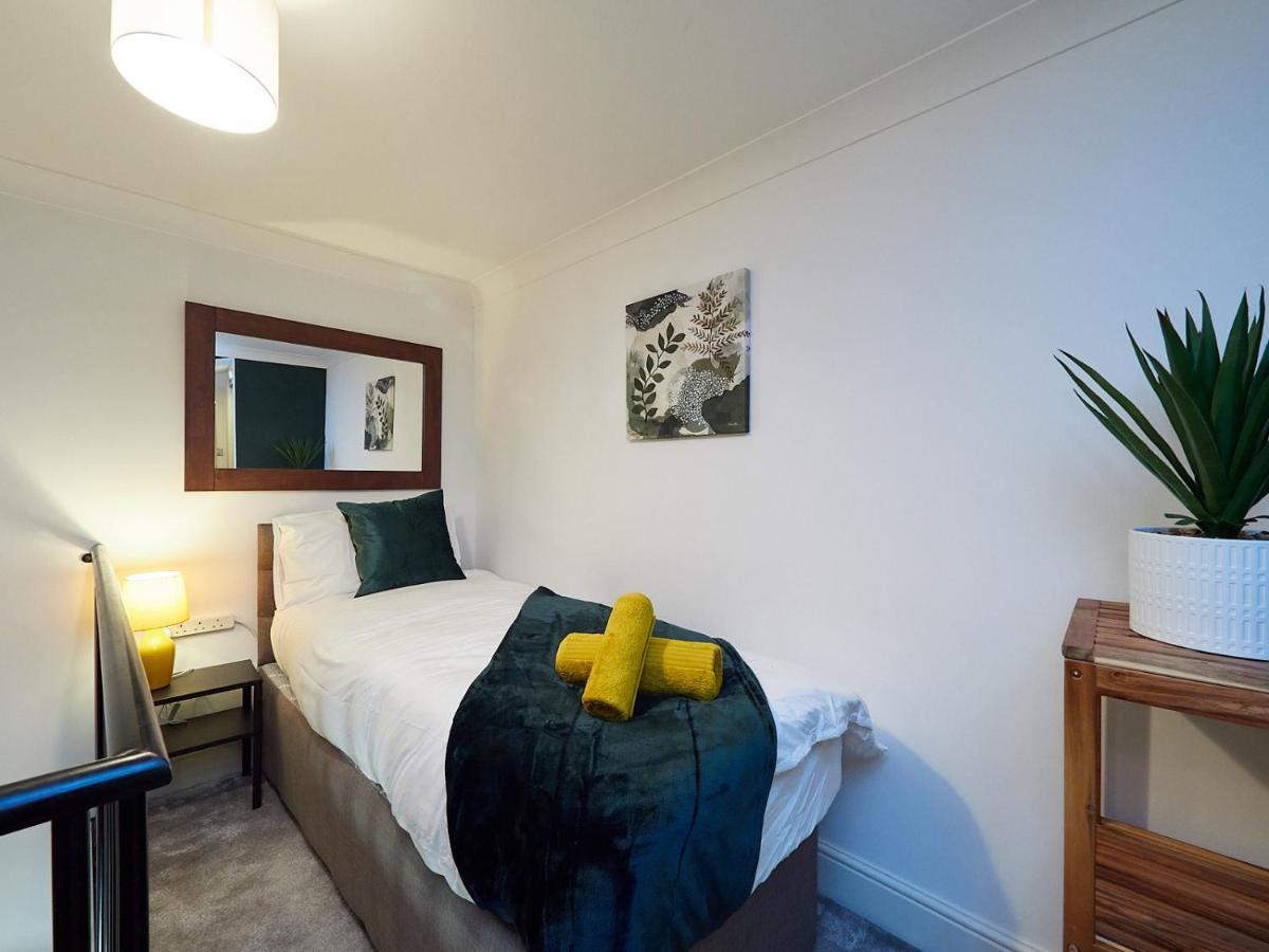Emerald Suite - Two Story Duplex Apartment - Balcony - Contractors - Family - City Centre - Broadway Plaza - Five Ways - Sleeps 6 Birmingham Exteriör bild